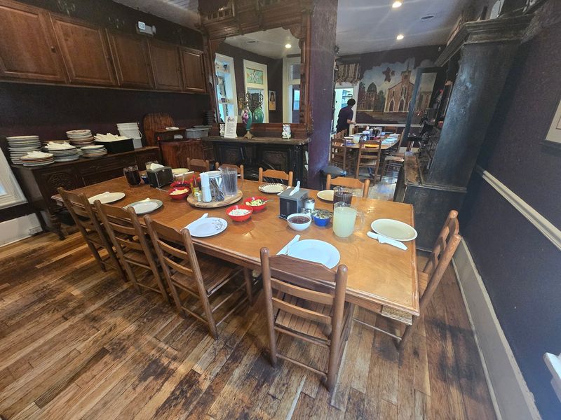 Solo Diners, Big Families, and Reunion Crowds
