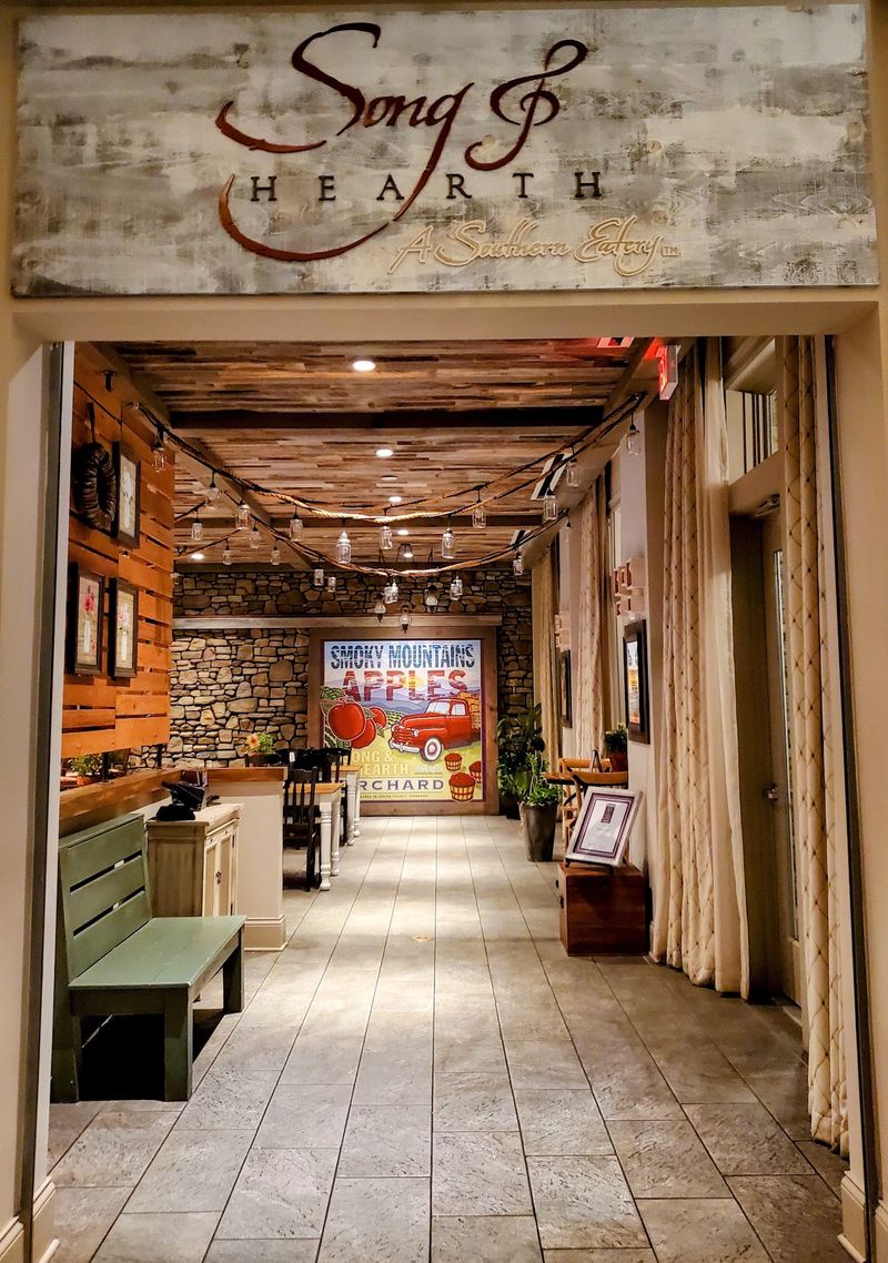 Song & Hearth: A Southern Eatery, Pigeon Forge, TN Song & Hearth: A Southern Eatery, Pigeon Forge, TN