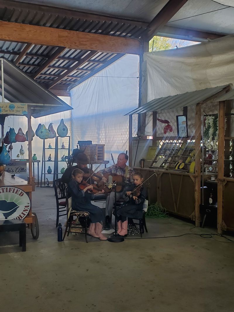 Southern Hospitality and a Family-Friendly Vibe Southern Hospitality and a Family-Friendly Vibe