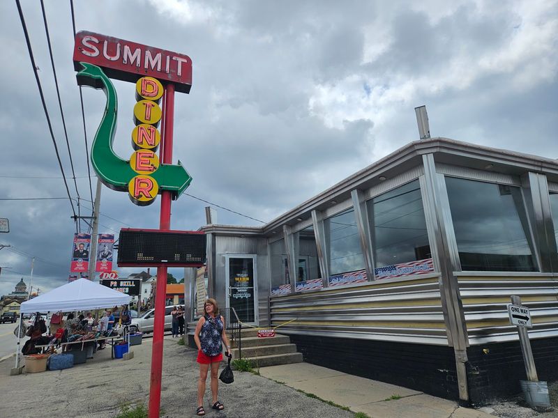 Summit Diner, Somerset, PA Summit Diner, Somerset, PA