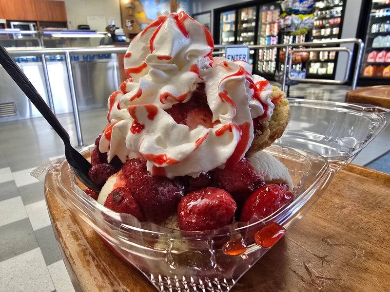 Sundaes, Splits, and Milkshakes