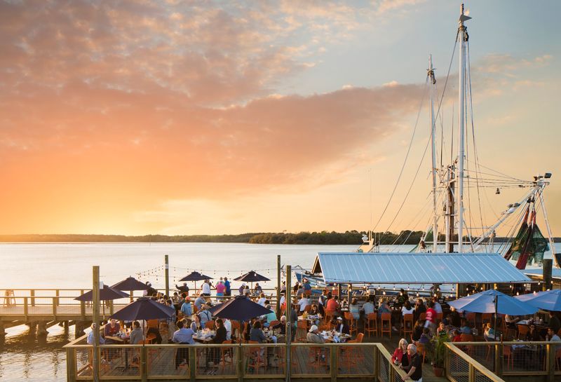 Sunset Views And Dockside Seating