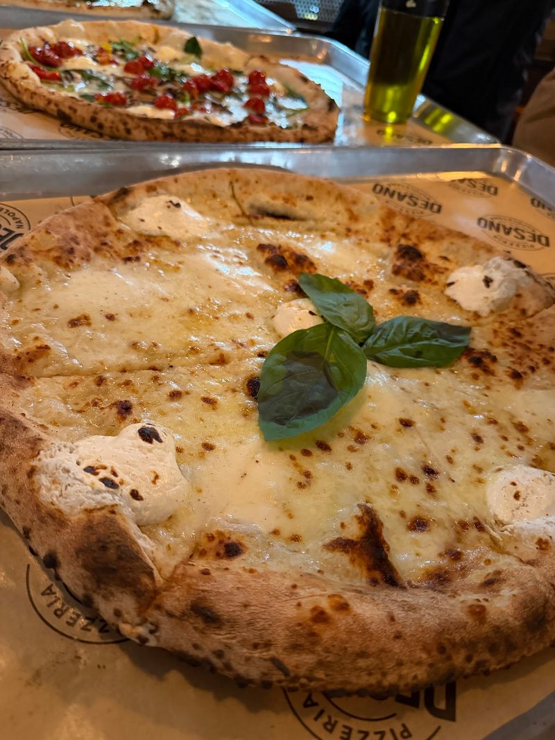Surprisingly Quick Service On Fresh Pizza