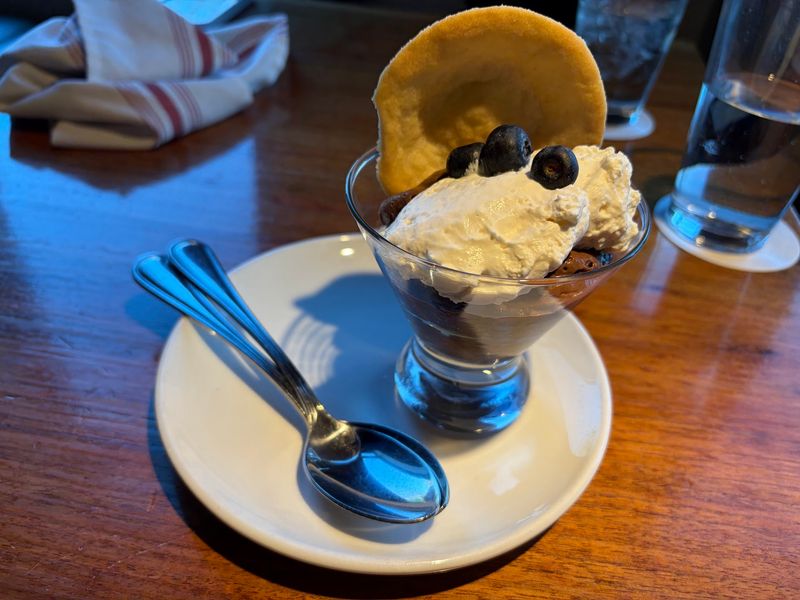Sweet Endings That Keep People Ordering