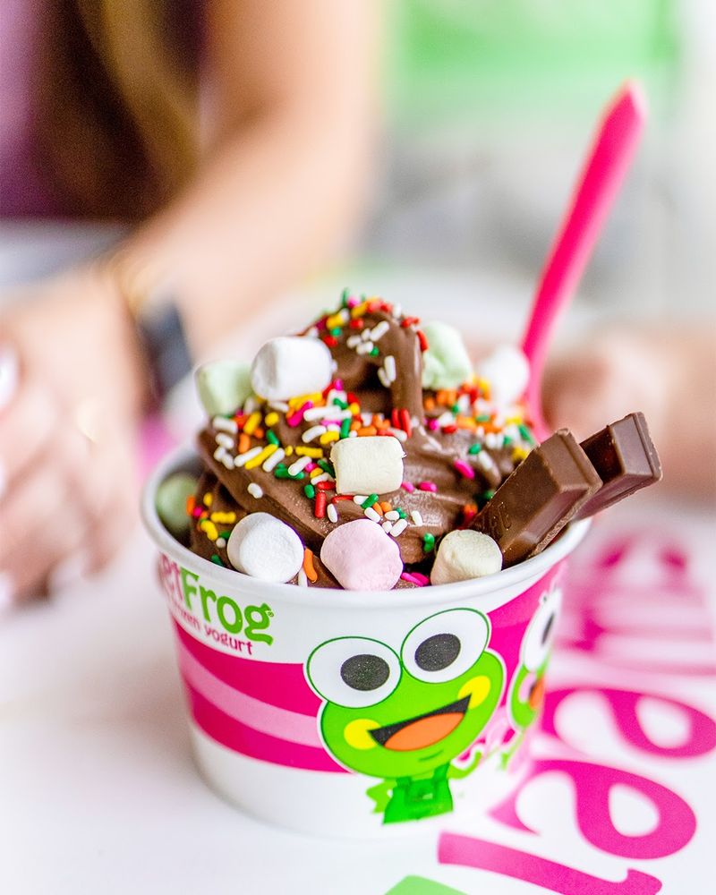 Sweet Frog and Local Custard Stands, Richmond