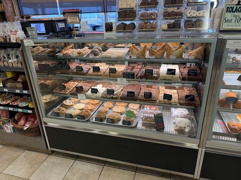 Sweets, Fudge, And Giant Cinnamon Rolls Sweets, Fudge, And Giant Cinnamon Rolls