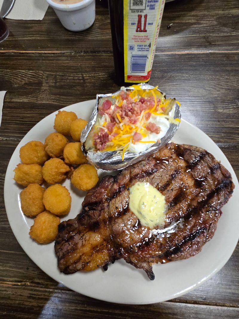 T-Bones That Beat The Chains T-Bones That Beat The Chains
