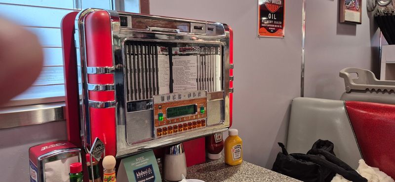 Table Jukeboxes That Steal The Show