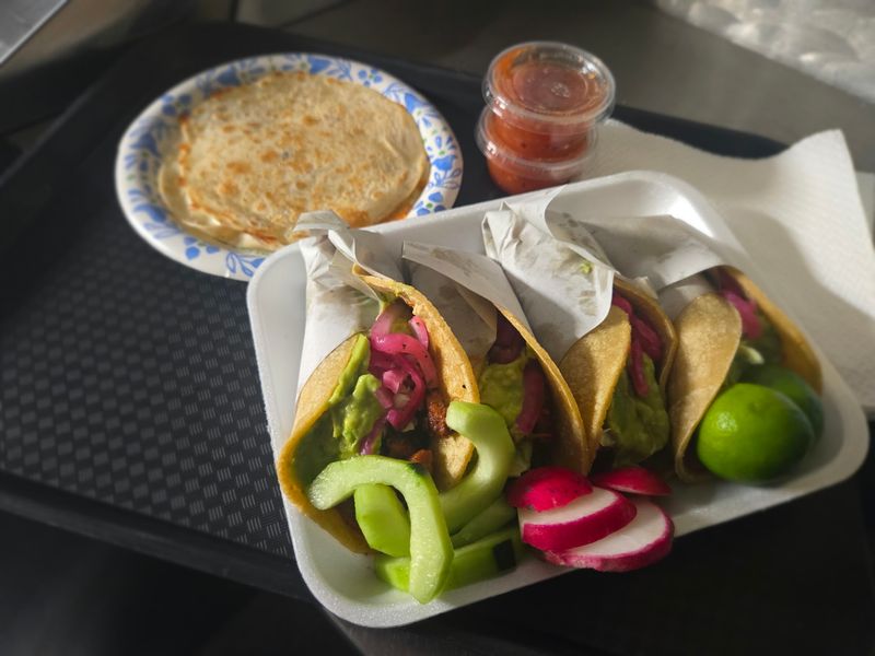 Tacos El Vaquero (formerly Asadero Don Vergas), Yuma, AZ