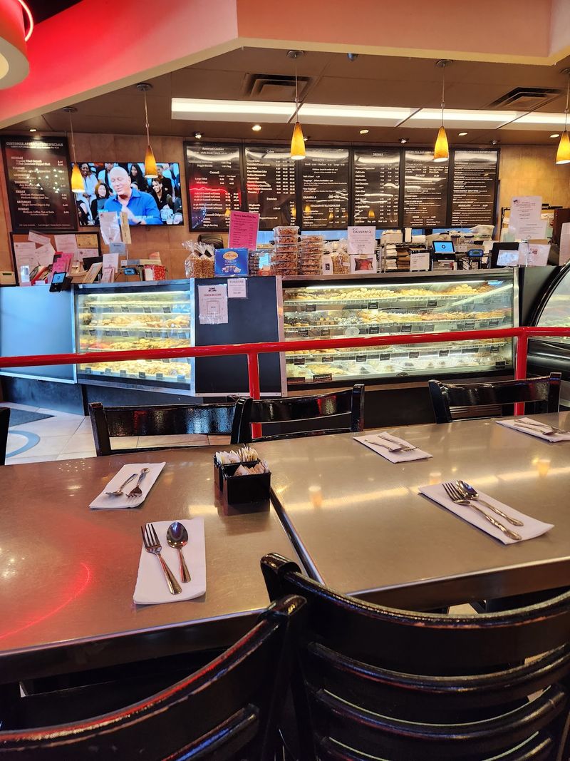 Takeout Counter Versus Table Service