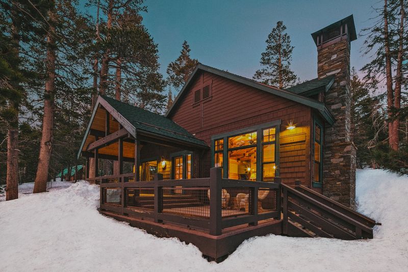 Tamarack Lodge, Mammoth Lakes, California Tamarack Lodge, Mammoth Lakes, California