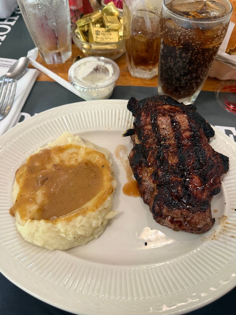 The Beef House | Restaurant & Dinner Theatre, Covington, IN The Beef House | Restaurant & Dinner Theatre, Covington, IN