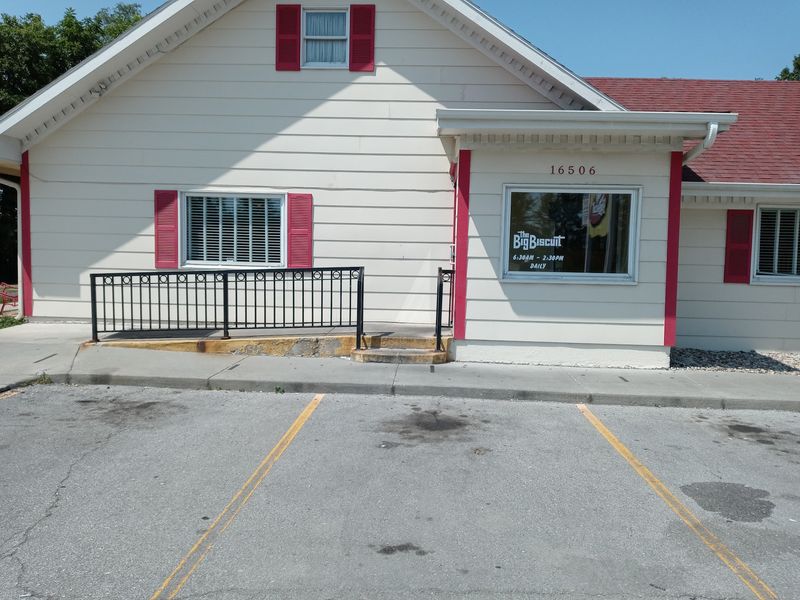 The Big Biscuit, Independence, MO