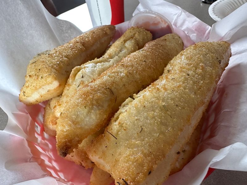 The Breadsticks Everyone Keeps Talking About