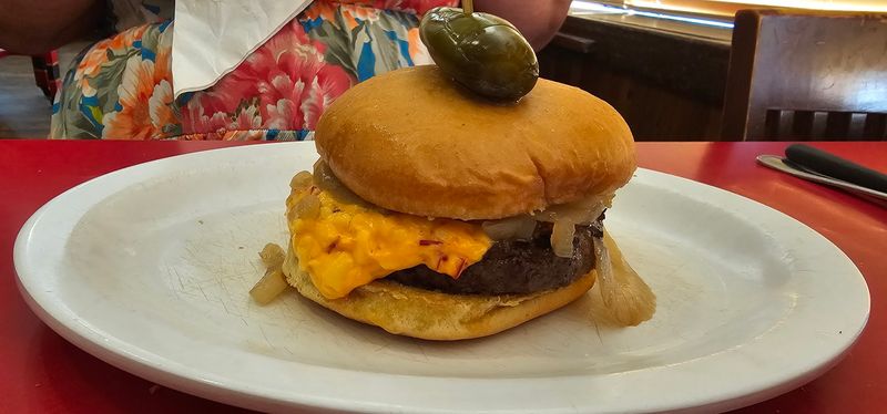 The Burger That Built a Reputation The Burger That Built a Reputation