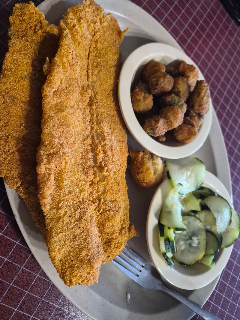 The Catfish Cafe, Buffalo, MO