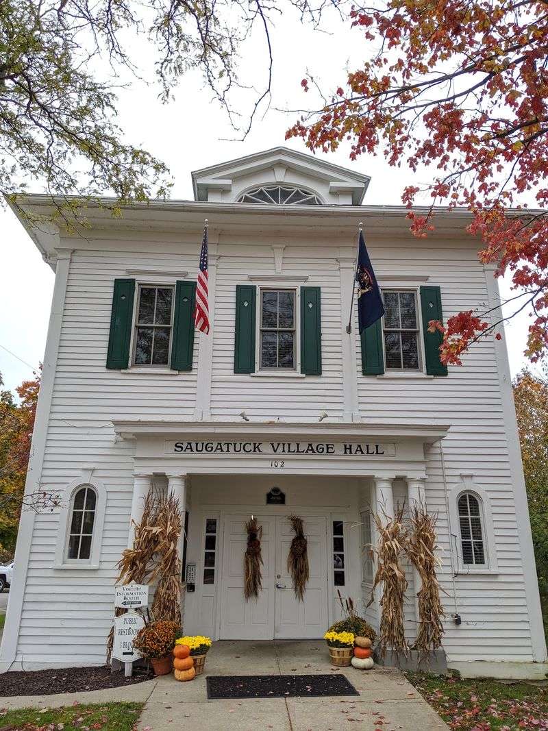 The Charm Of A Truly Small Town The Charm Of A Truly Small Town