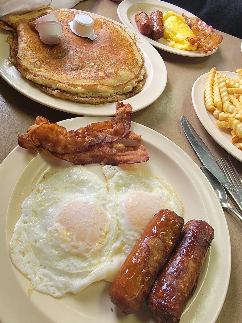 The Classic Breakfast That Keeps Folks Coming Back The Classic Breakfast That Keeps Folks Coming Back