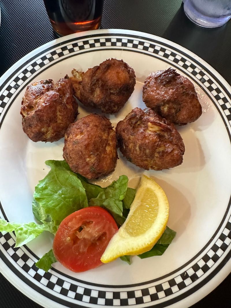 The Crab Cakes That Made It Famous The Crab Cakes That Made It Famous