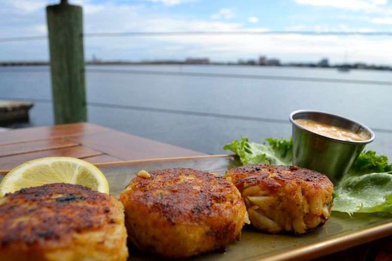The Crab Cakes That Started The Buzz