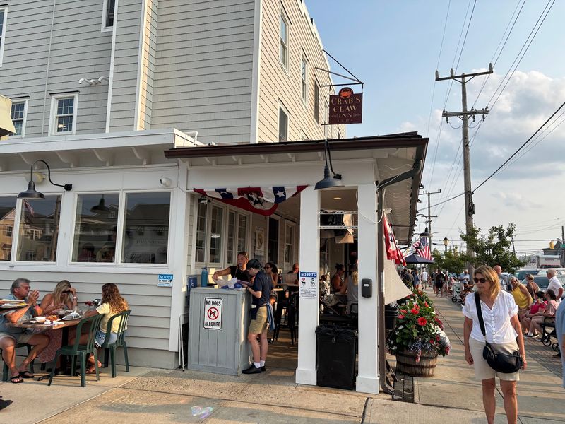 The Crab's Claw Inn, Lavallette