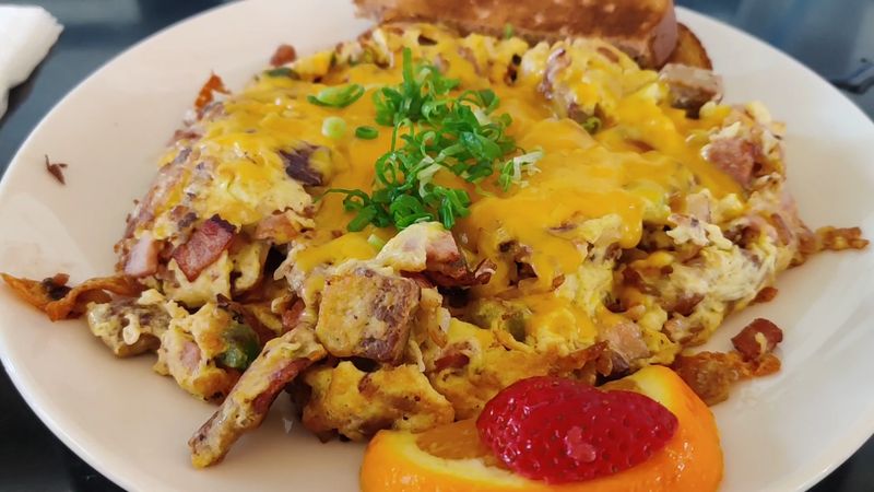 The Extreme Mess and Other Hearty Plates