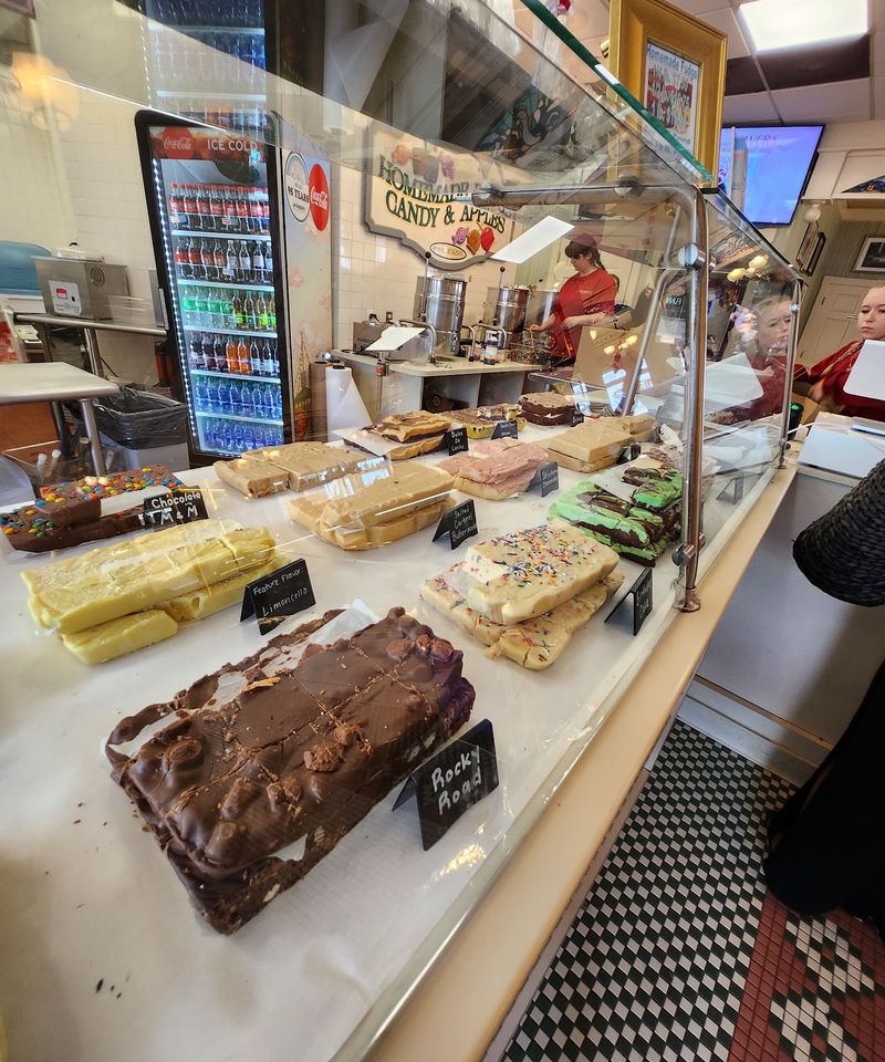 The Fudge That Sparks Return Trips