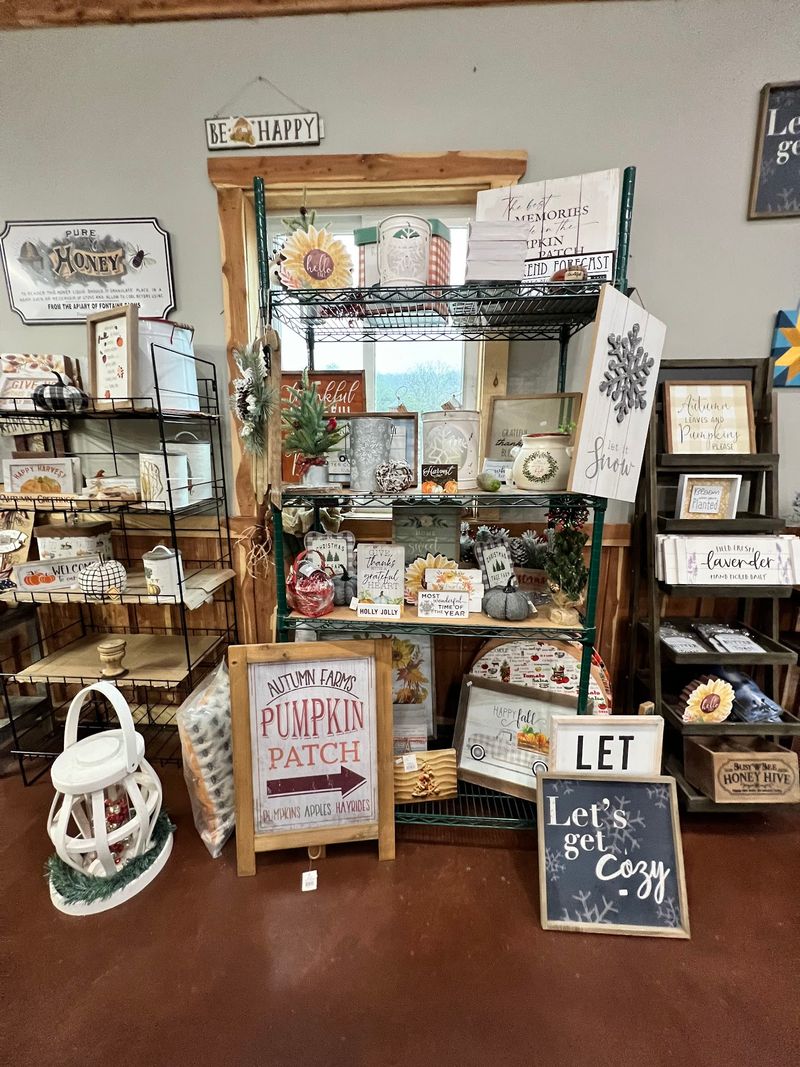 The Gift Shop Full Of Keepsakes