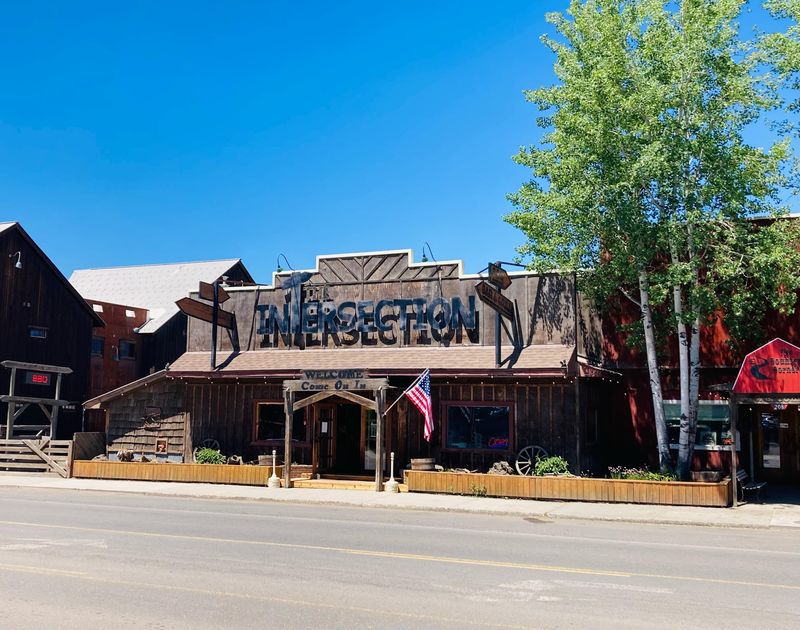 The Intersection BBQ, Bar & Grill, New Meadows, ID