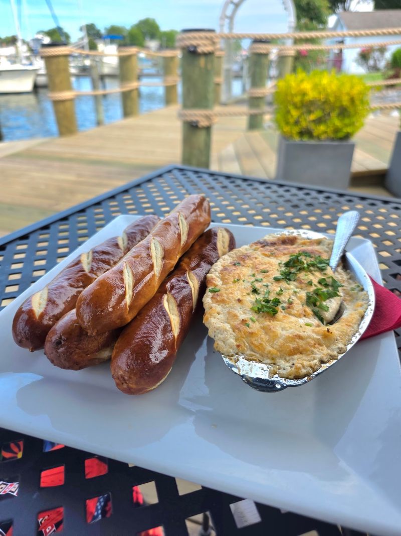 The Island Hideaway, Solomons, MD