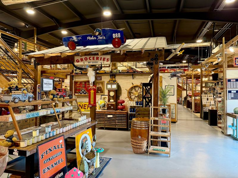 The Laid-Back Atmosphere And Friendly Staff The Laid-Back Atmosphere And Friendly Staff