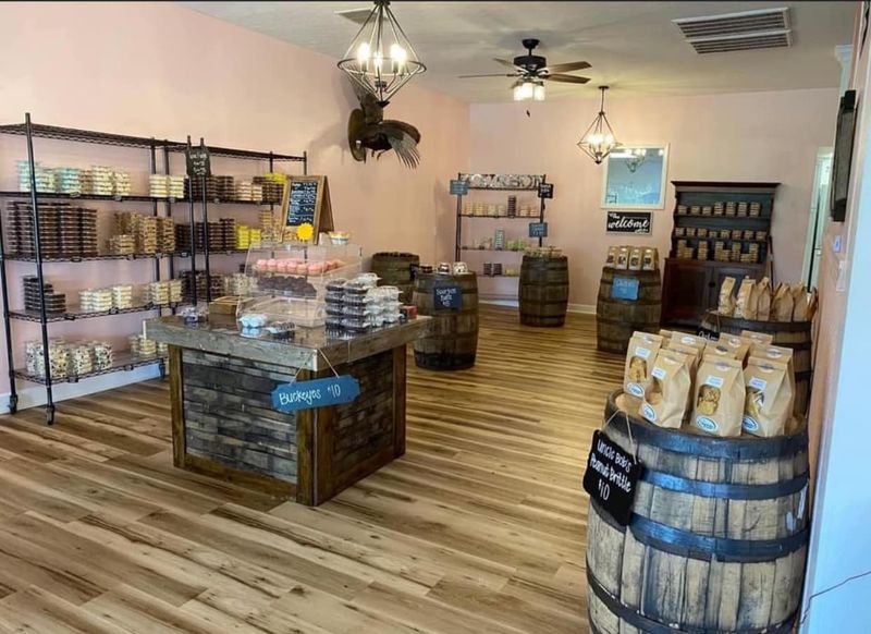 The Lawrenceburg Candy Cottage, Lawrenceburg, KY