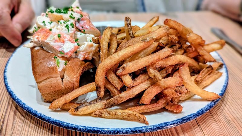 The Lobster Roll Everyone Brings Up
