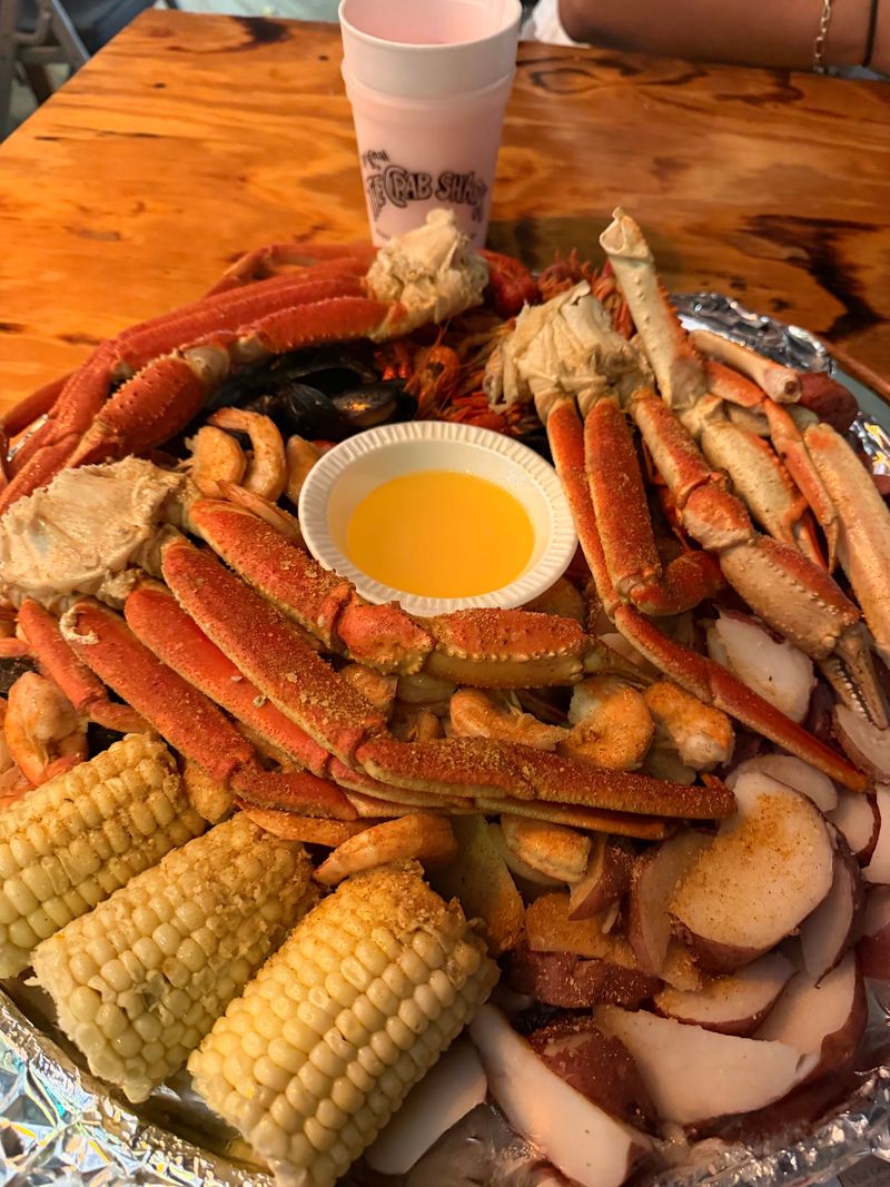 The Lowcountry Boil, Shell Bucket Included