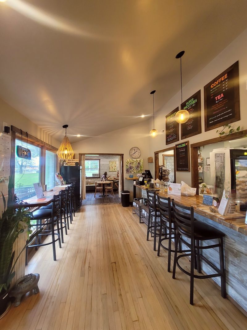 The Moringa Tree Organic Kitchen and Wellness Studio, White House, TN