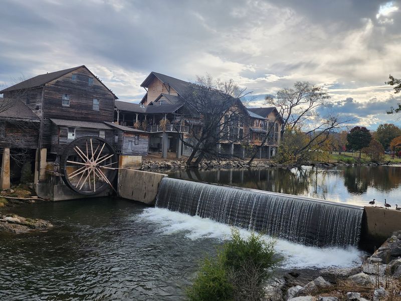 The Old Mill Restaurant, Pigeon Forge, TN