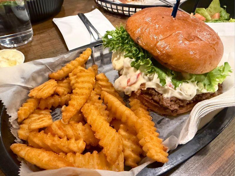 The Olive Burger That Started the Buzz