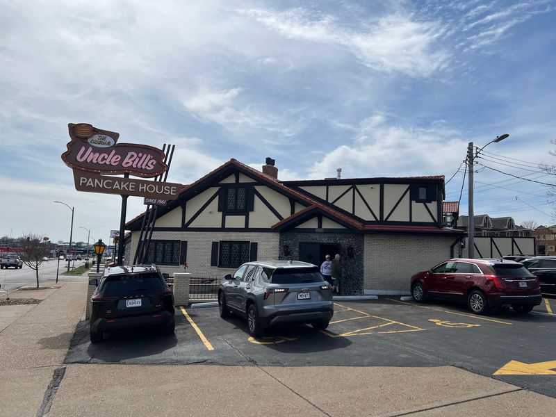 The Original Uncle Billu2019s Pancake House, St. Louis, MO