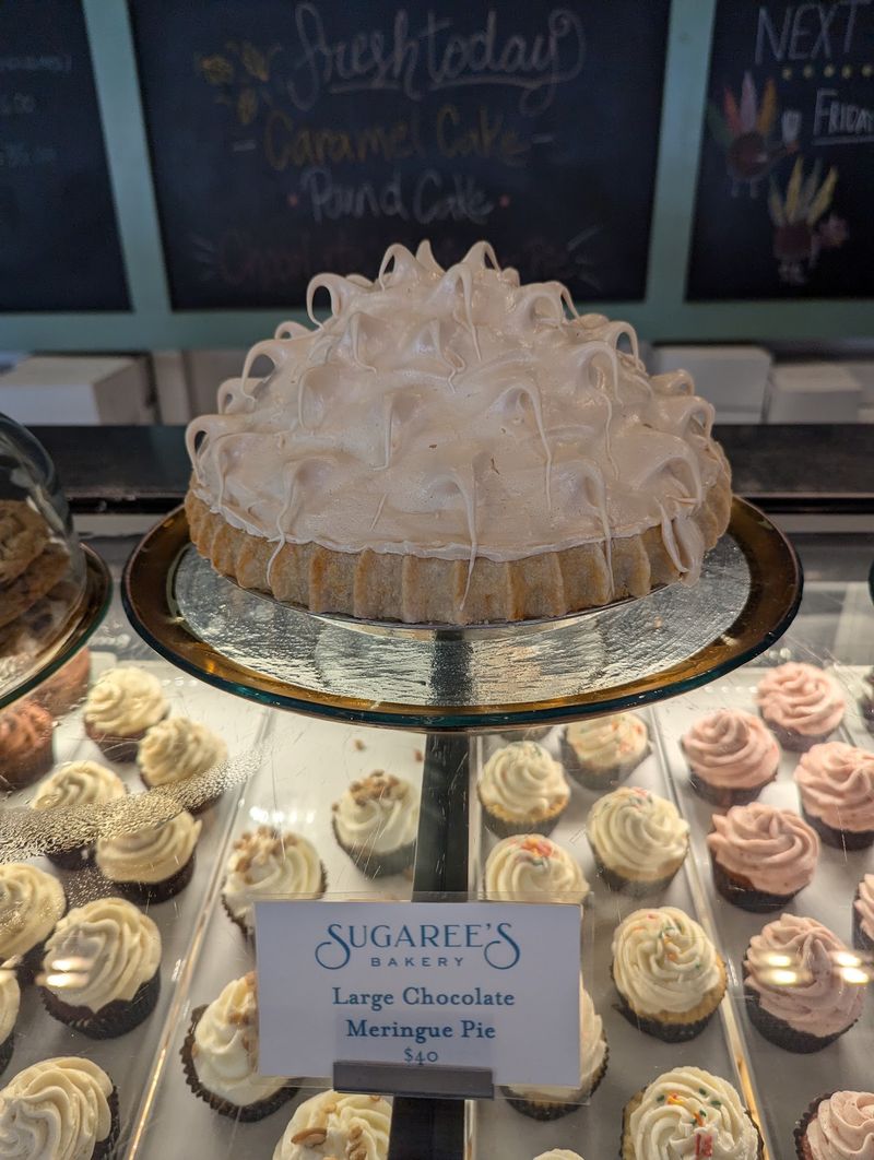 The Pie That Draws the Crowds