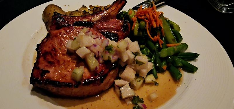 The Prime Rib That Draws A Crowd
