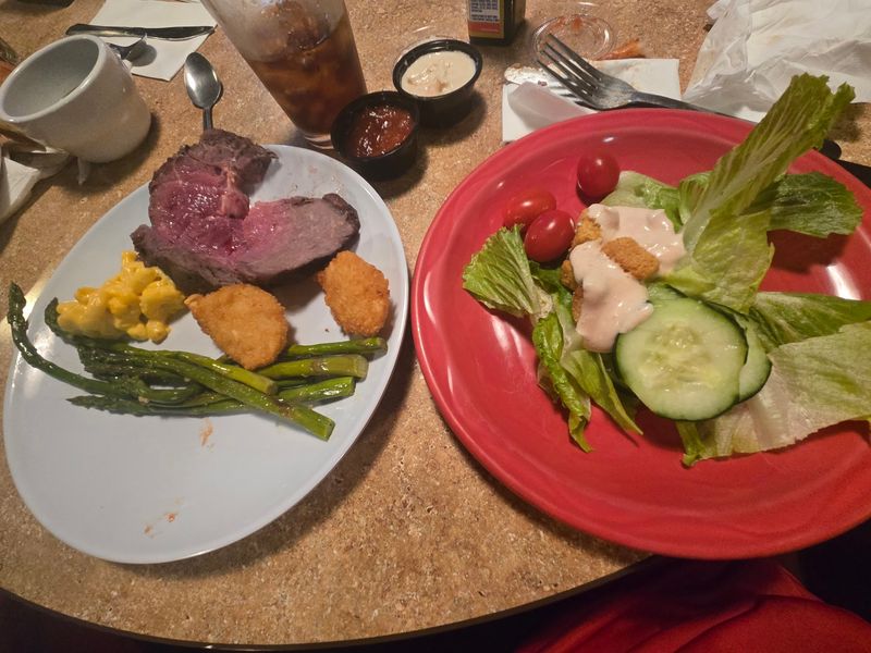 The Salad Bar Everyone Talks About