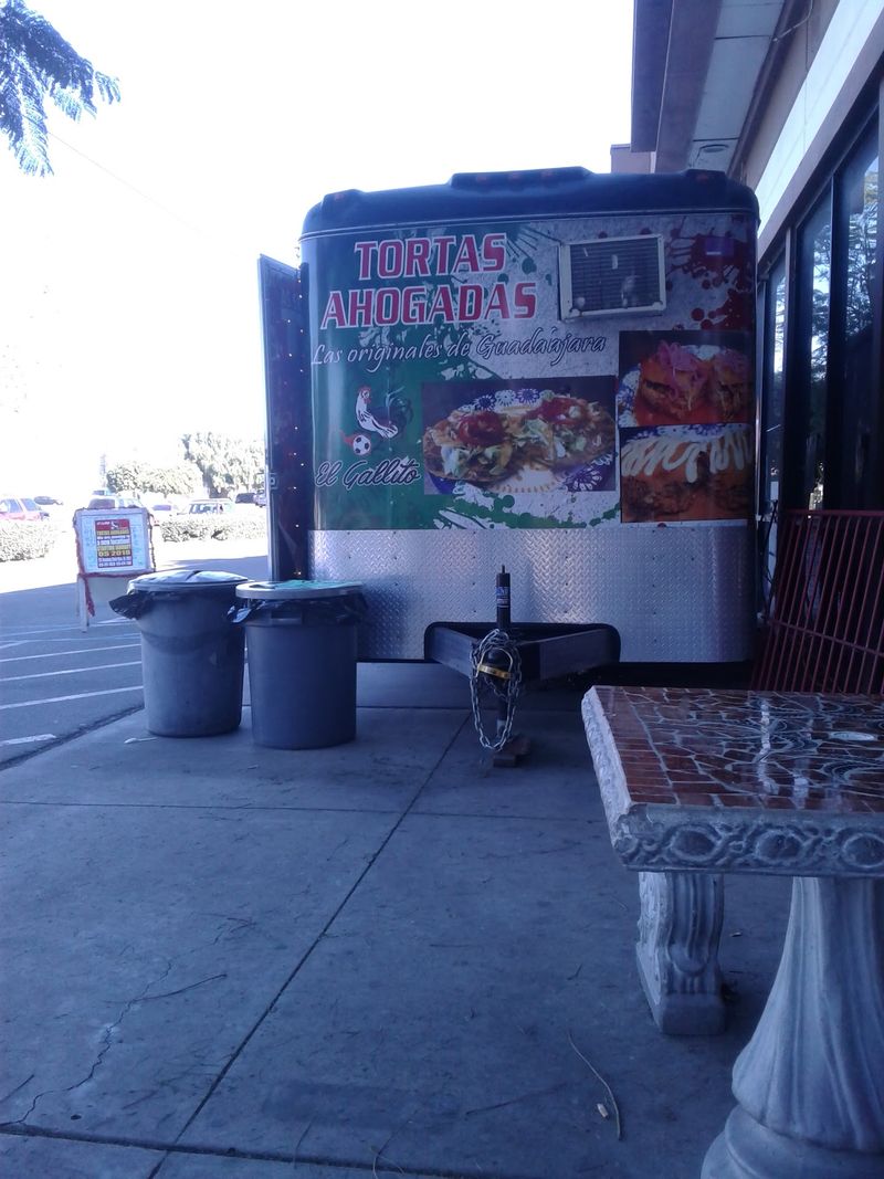 Tortas Ahogadas El Gallito, Chula Vista, CA