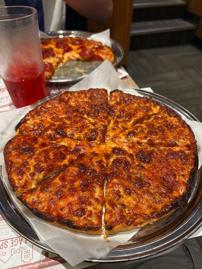 Town Spa Pizza, Stoughton