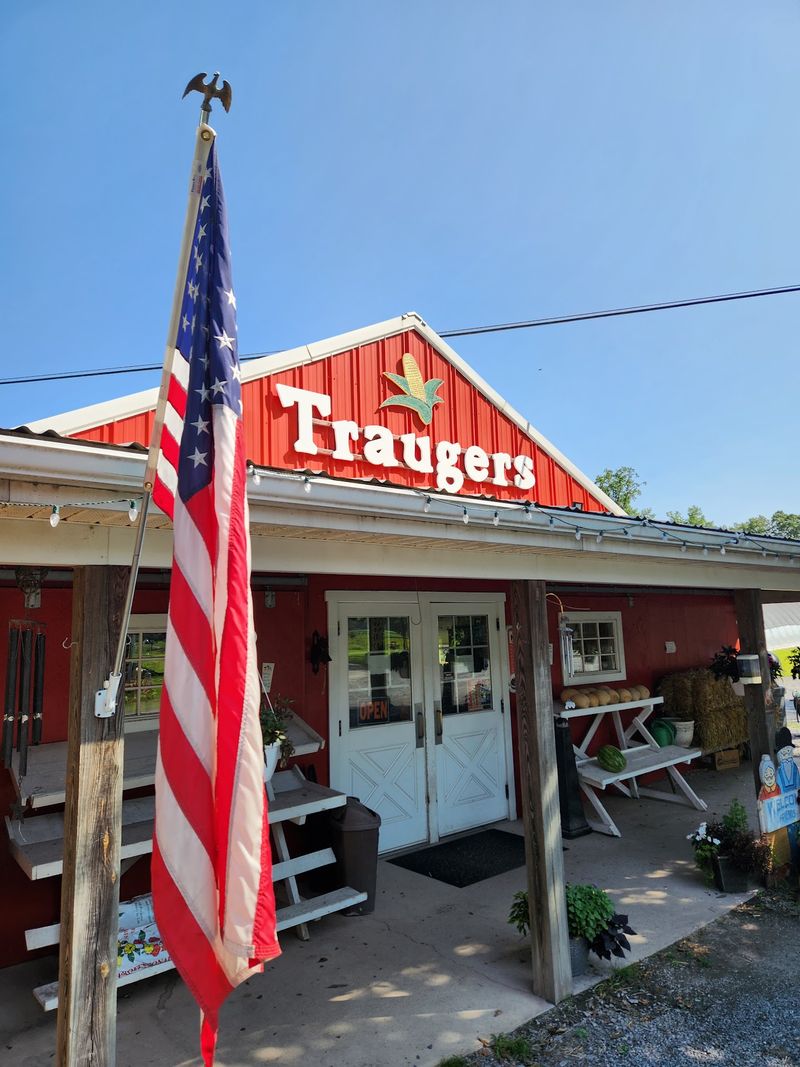Traugers Farm Market, Kintnersville, PA