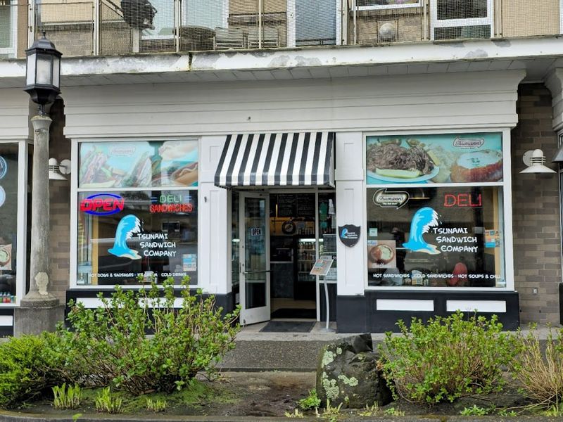 Tsunami Sandwich Company, Seaside, OR
