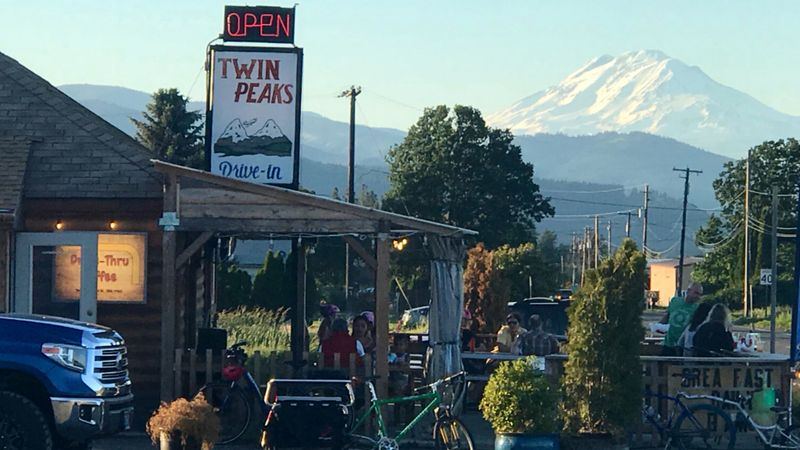 Twin Peaks Drive In, Hood River, OR Twin Peaks Drive In, Hood River, OR