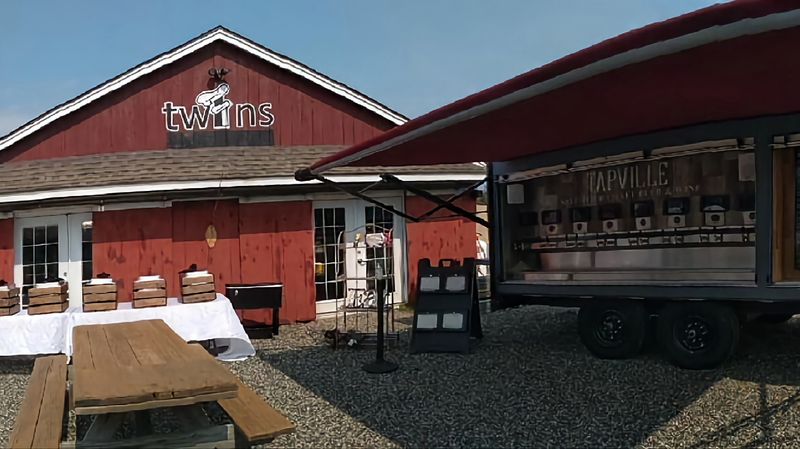 Twins BBQ Co, Brookfield, CT