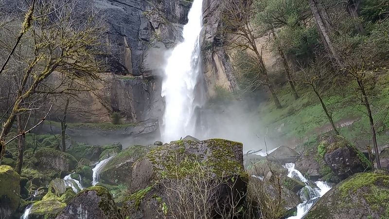 Two Falls, One Bigger Loop for the Ambitious