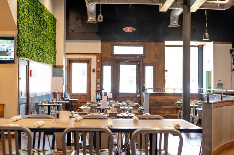 Urban Bar & Kitchen, Tuscaloosa, AL