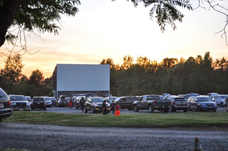 Vintage Drive-In, Avon